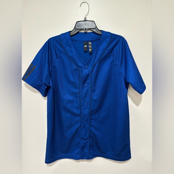 Adidas Jersey size medium - Picture 1 of 4
